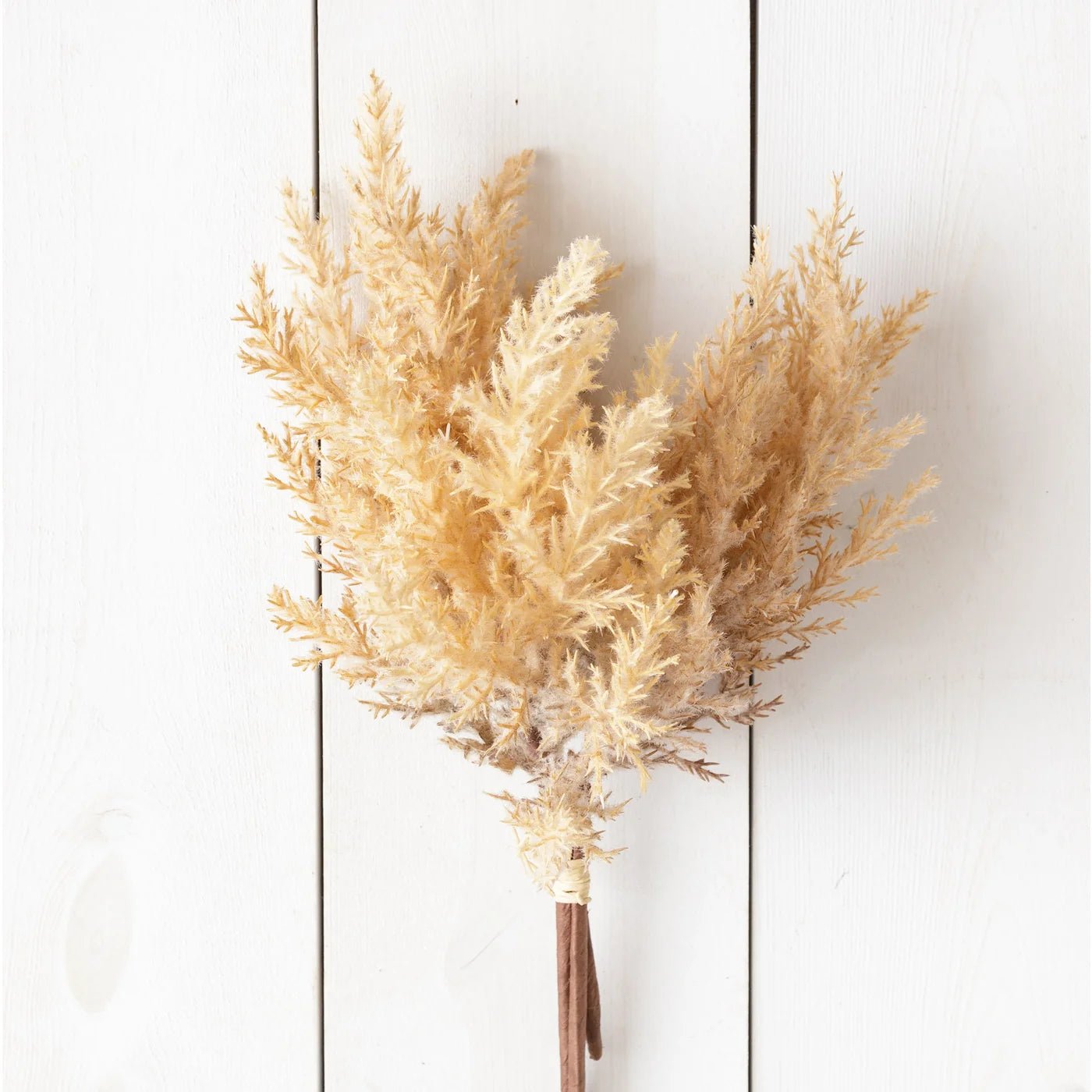 Artificial Pampas Grass Bunch - The Brass Bee