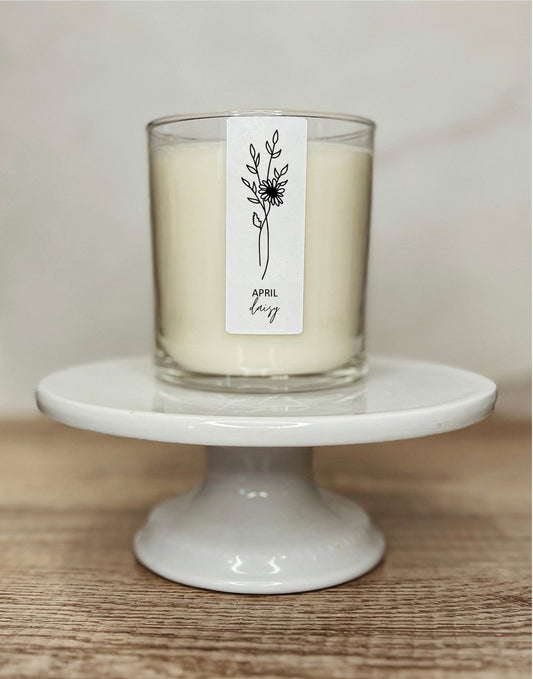 April Birth Month Flower Candle - Daisy - The Brass Bee